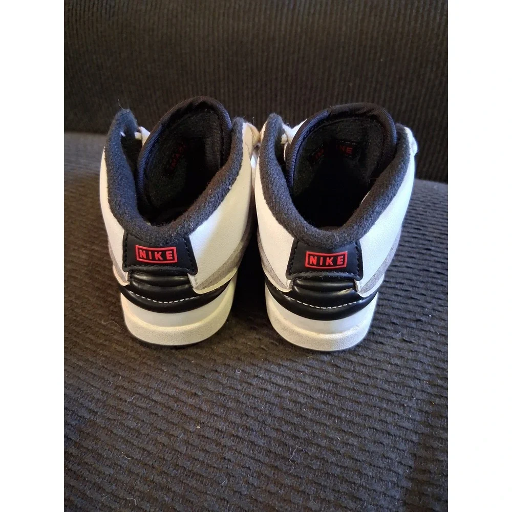 Nike Jordan 2‎ Retro White/Fire Red-Black-Sail DQ8563-102 Toddler Size 6C